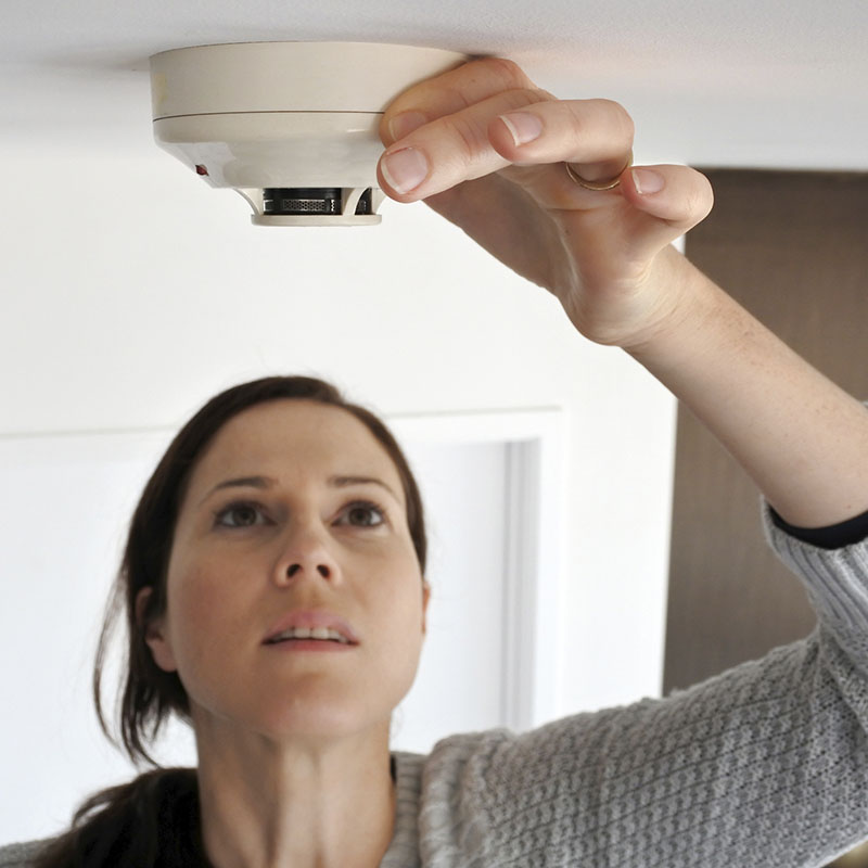Install a working smoke alarm